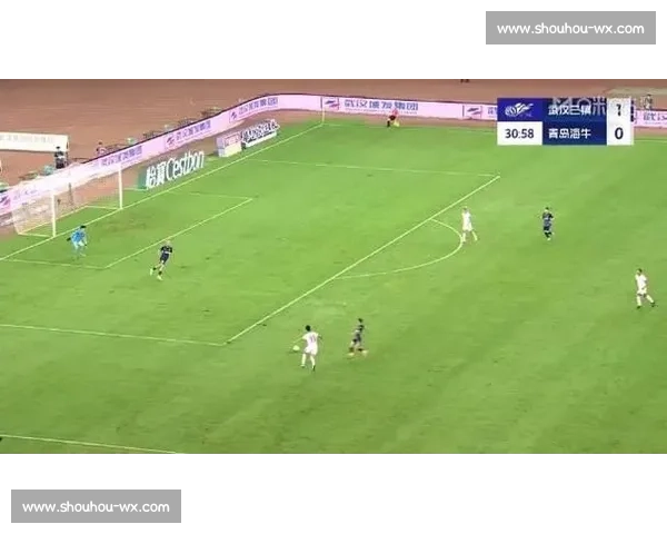 武汉三镇 2-0 青岛海牛:图多列绍尔建功 零封 + 红牌漏判引争议
