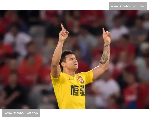 赛场作业本与进球欢呼：淮安小球迷的 双线作战